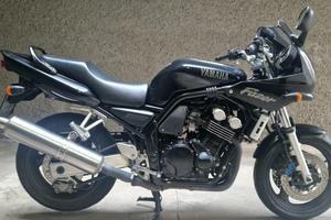 YAMAHA FAZER 600