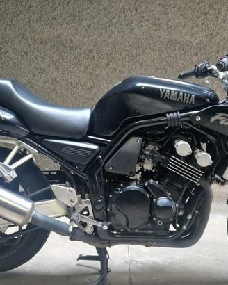 YAMAHA FAZER 600