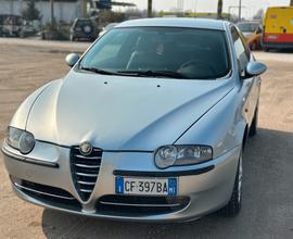 Alfa Romeo 147 1.9 JTD 16V cat 3 porte Distinctive