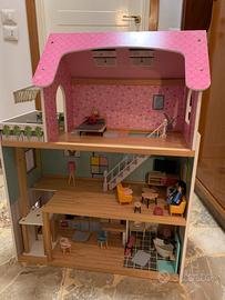 Casa bambole arredata