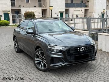 AUDI Q8 SUV 50 TDI 286 CV S LINE, TETTO, INTERNI R