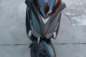 Yamaha X-Max 250 - 2015 MOMODESING