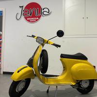 Vespa 50 special completamente restaurata da Dibiu