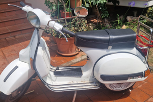 Vespa P 125 X 1979 ganci esterni