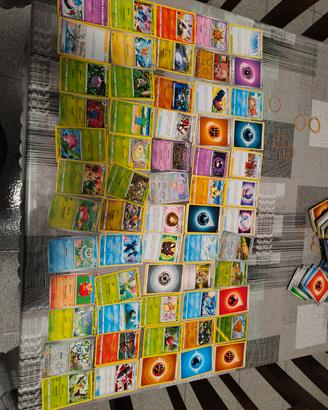 set allenatore Pokemon da 60 carte