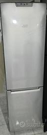 frigorifero Ariston Hotpoint pari al NUOVO 