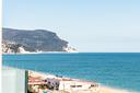 fronte-mare-con-spiaggia-privata
