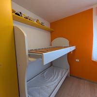 cameretta con letto a castello