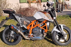 Moto KTM 690 Duke 2012 – pronta all’uso