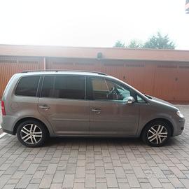 Vw Touran 1.4tsi 140cv .euro 5. LEGGERE DESCRIZION