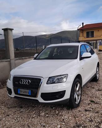 AUDI Q5 2.0 TDI 170CV S-Line (2010)