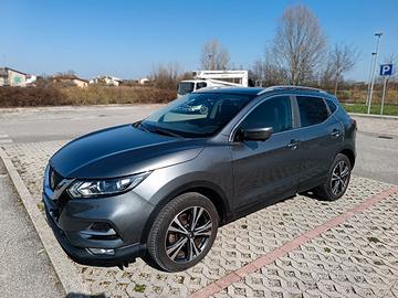 Nissan Qashqai J11 - 1.2 N-Connecta