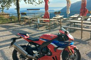 HONDA CBR1000RRR SP