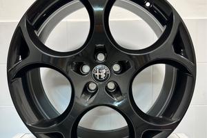 CERCHI IN LEGA ALFA ROMEO STELVIO DA 21 ORIGINALI