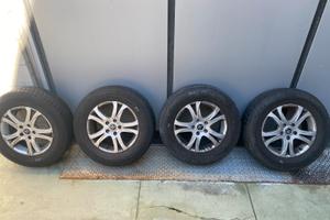 Cerchi in lega Hyundai gomme 215 70 16 100T
