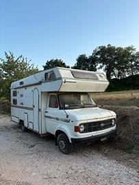 Camper Ford