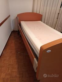 Lettino con materasso antidecubito