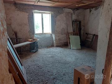 Terreno + rustico da ristrutturare
