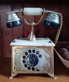 Telefono vintage in onice