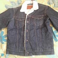 Levis