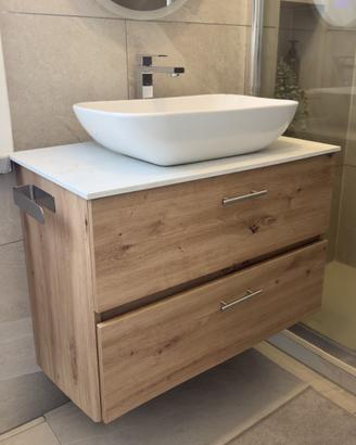 Mobile bagno con lavabo