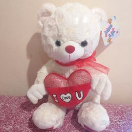 peluche orso con cuore 