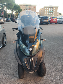 Piaggio MP3 300 i.e. Sport - 2014 - prezzo trattab