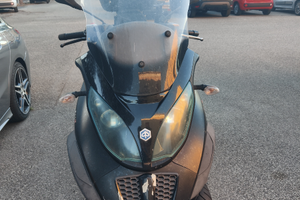Piaggio MP3 300 i.e. Sport - 2014 - prezzo trattab