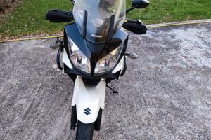 Suzuki V-strom 650