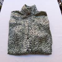 Camicia, Blusa zebrata verde e nera . Zara  Nuova