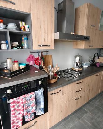 cucina lineare 4m con lavastoviglie