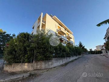 3 LOCALI A PESCARA