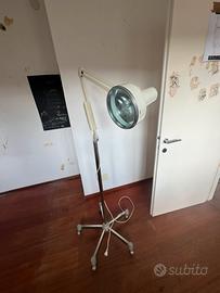 Lampada piantana Luxo