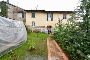 SOLUZIONE INDIPENDENTE DA RISTRUTTURARE CON BOX E