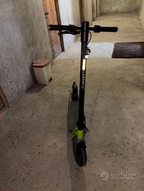 Monopattino Elettrico Argento Active Evo