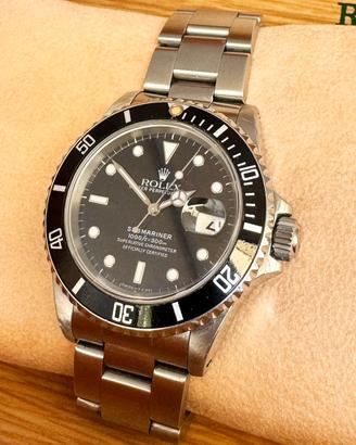 Rolex Submariner Date ref. 16610 – E serial-box