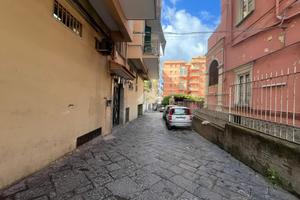 BOX A TORRE DEL GRECO