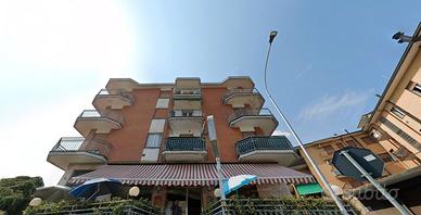 Bilocale con cantina a Valmadrera