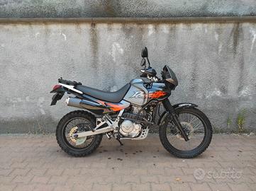 Honda Dominator 
