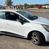 RENAULT CLIO RICAMBI USATI GARANTITI