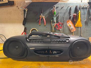 SANYO BASSXPANDER RADIO LETTORE CD MC