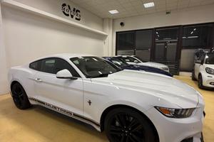 Ford Mustang 2.3 MANUALE BOLLO PAGATO 2027 GARANZI