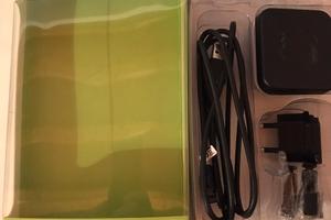 Tom Tom home charger USB