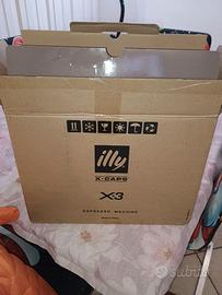 Macchina caffè Illy