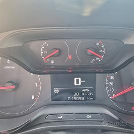 Opel Crossland benzina