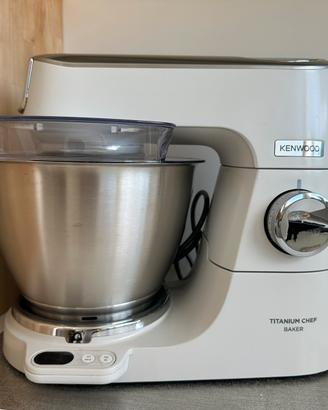 Kenwood Chef Baker KVC65 + Accessori - Come Nuova