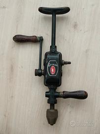 trapano a manovella vintage