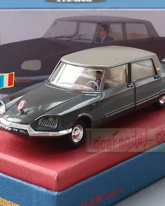 Dinky toys CITROEN DS Autista Presidenziale