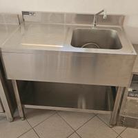 lavandino in acciaio con rubinetto a pedale comple