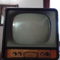 Televisore d' epoca